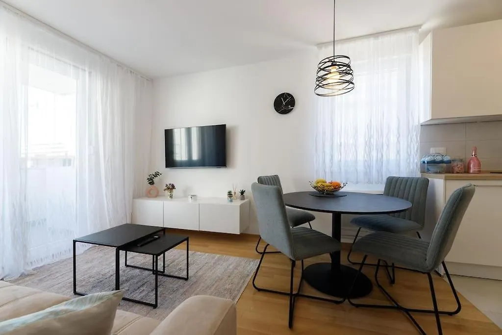 Pastel Apartment Zadar